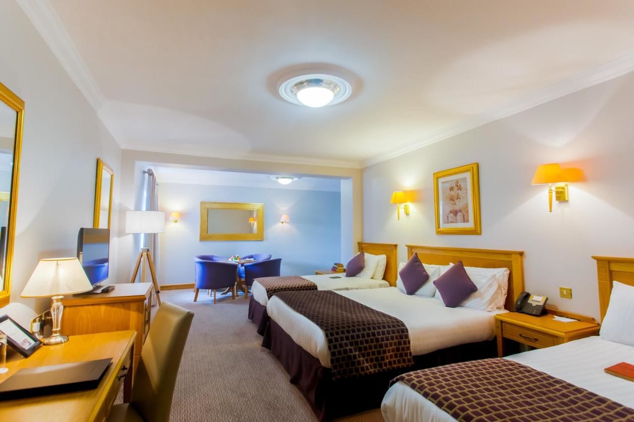 Отель Ashdown Park Hotel Гори-29