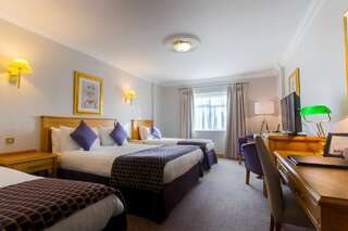 Отель Ashdown Park Hotel Гори Семейный номер (для 2 взрослых и 2 детей)-2